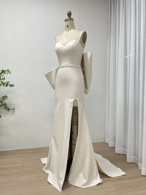 Modern Satin Mermaid Gown with High Slit and Dramatic Back Bow MY30132-2 - 图片 5