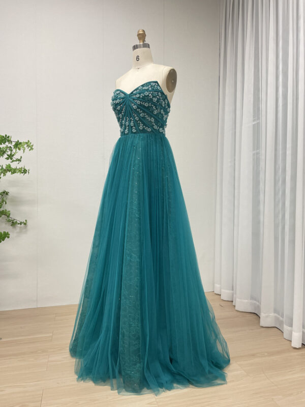 Vibrant Fuchsia A-Line Gown with Beaded Bodice & Tulle Skirt MB40302 - 图片 6