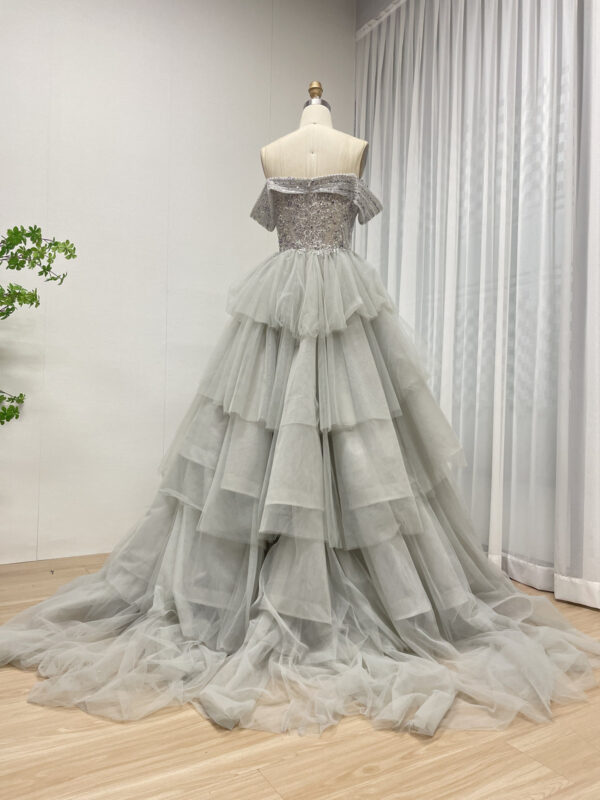 Tiered Tulle Ball Gown With Beaded Bodice And Off-Shoulder Sleeves MB40309 - 图片 4