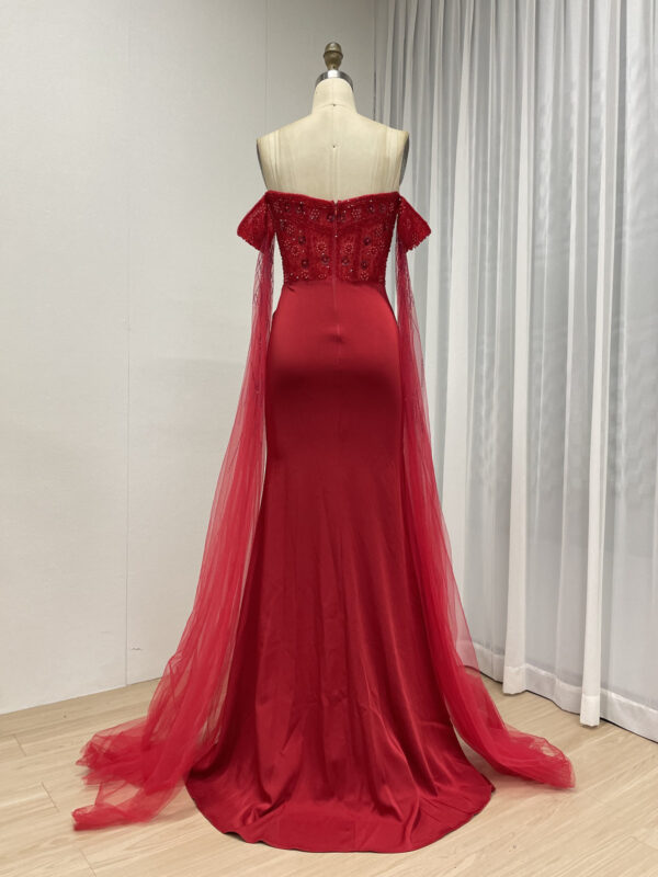 Red Enchantment Off-Shoulder Dress MB40434 - 图片 5