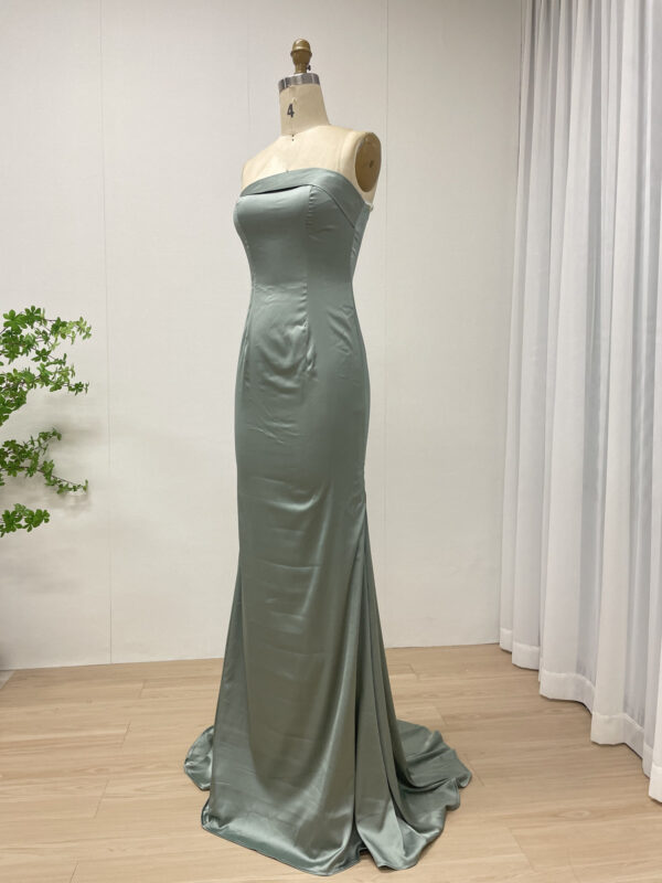 Emerald Enchantment Lush Luxe Satin Dress MC20015-3 - 图片 6