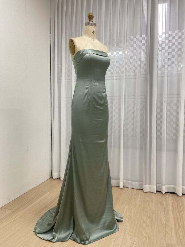Emerald Enchantment Lush Luxe Satin Dress MC20015-3 - 图片 5