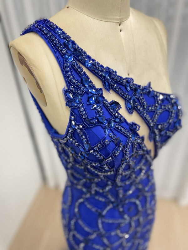 Opulent Blue Feather Beadwork Gown MC20080 - 图片 2