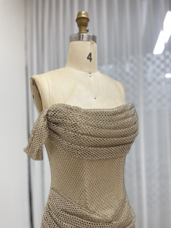Gold Elegance Off Shoulder Couture Prom Dress MC20082B - 图片 3