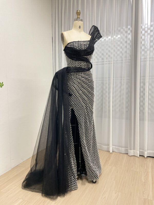 Glamorous Champagne Gown With Beaded Bodice And Tiered Ruffle Skirt MY30179 - 图片 7