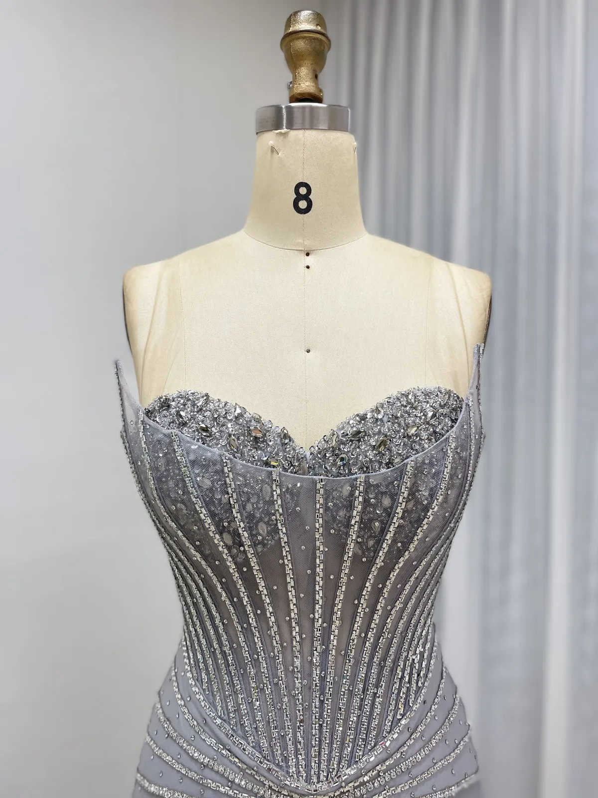 Burgundy Beaded Elegance Evening Gown MC20095 - 图片 8