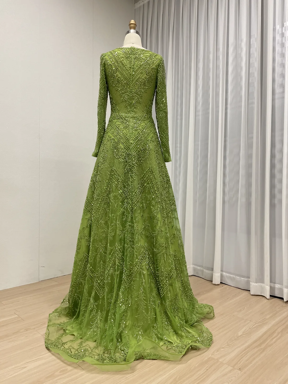Luxurious Emerald Green A-Line Evening Gown with Full Beaded Embroidery MY30193 - 图片 5