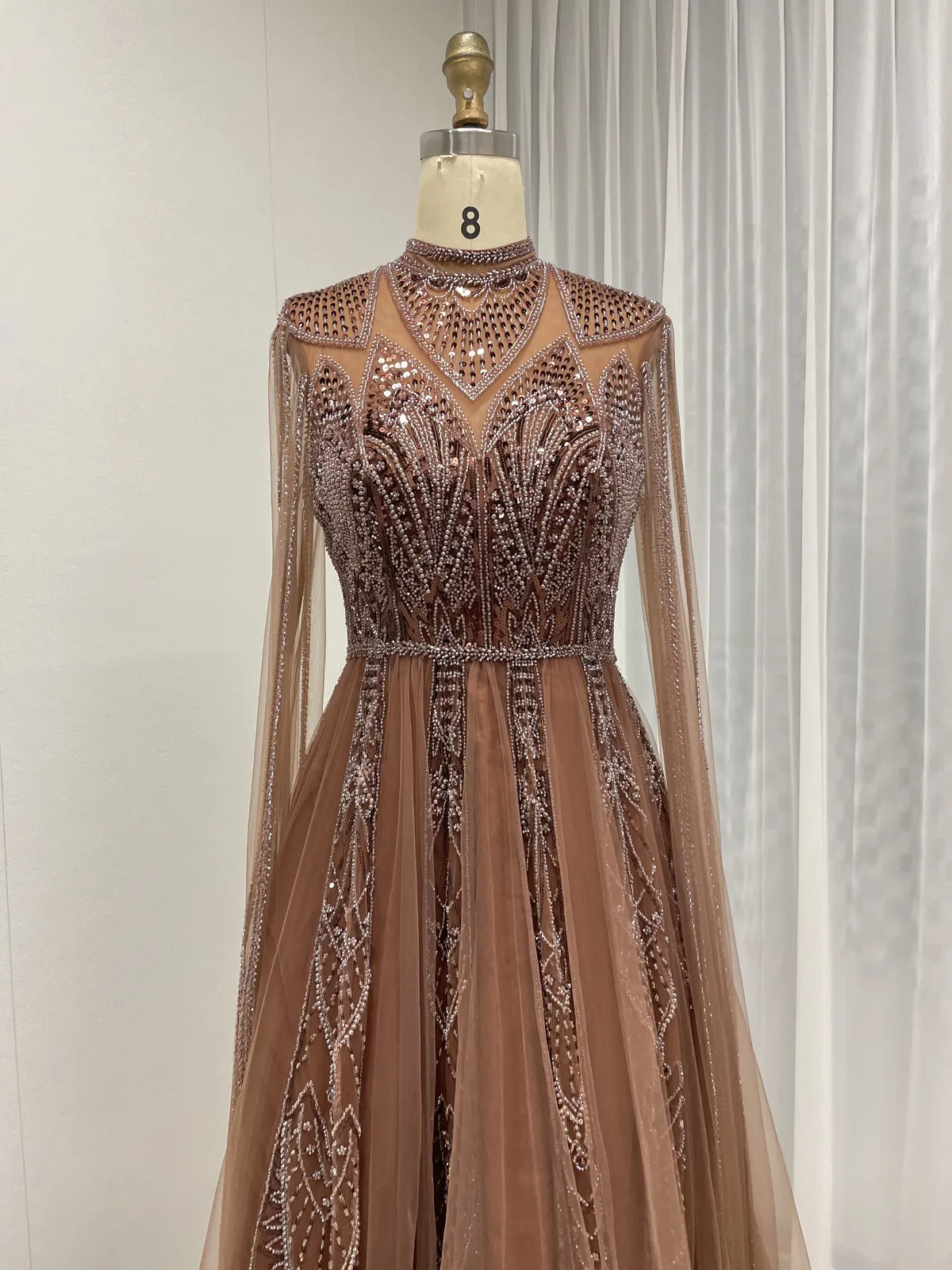Elegant Brown A-Line Evening Gown with High Neck and Full Beaded Embroidery MY30198 - 图片 2