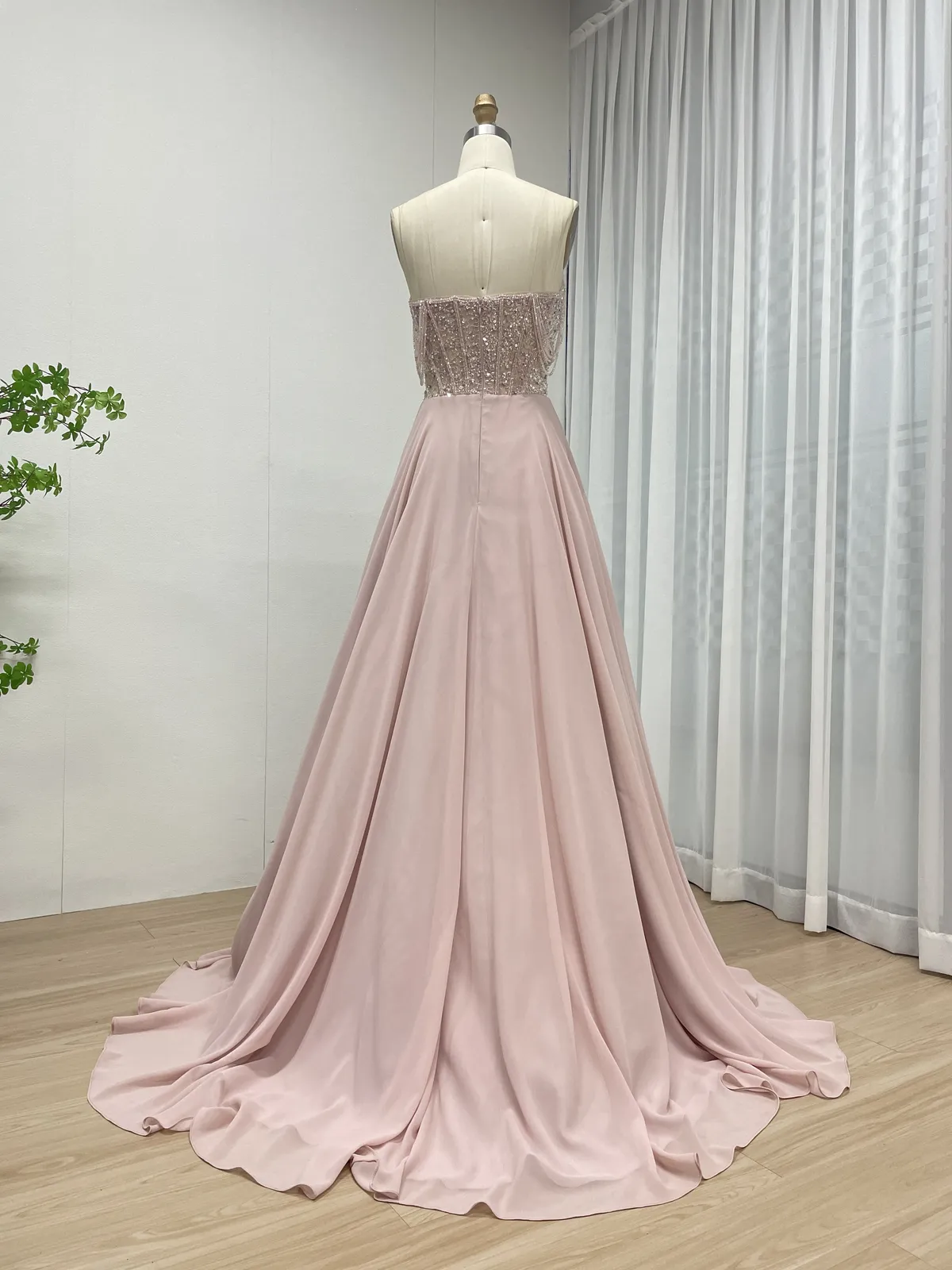 Blush Pink Strapless Beaded Bodice Chiffon A-Line Evening Dress with Long Flowing Skirt MB40310 - 图片 4