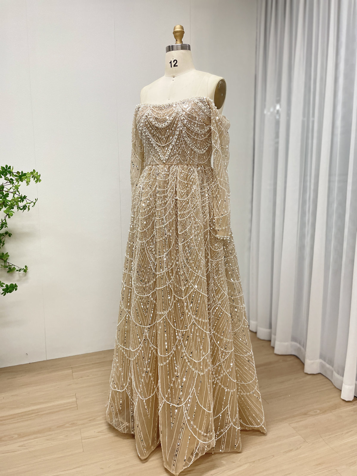 Champagne Off-Shoulder Long Sleeve A-Line Evening Gown with Full Beaded Scallop Pattern MY30105L-2L - 图片 4