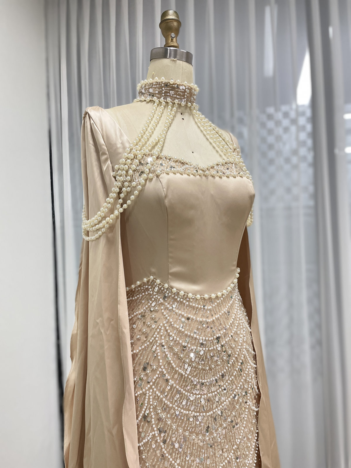 Champagne Beaded Mermaid Evening Gown with Pearl High Neck and Dramatic Satin Cape MY30205 - 图片 2