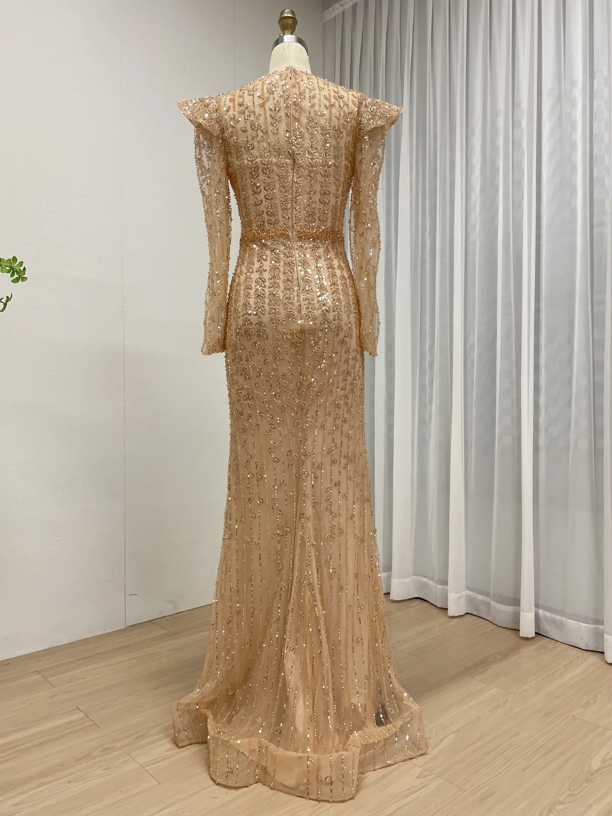 Champagne Long Sleeve Beaded Gown with Structured Shoulders MY30219 - 图片 5